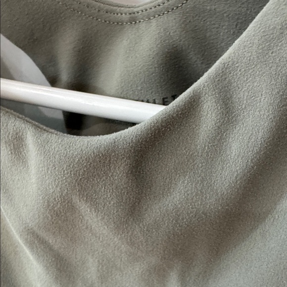 Athleta Cropped Tank Top in Sage - Picture 4 of 4